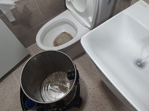 오정구 하수구막힘 배관 연결부 점검 장면